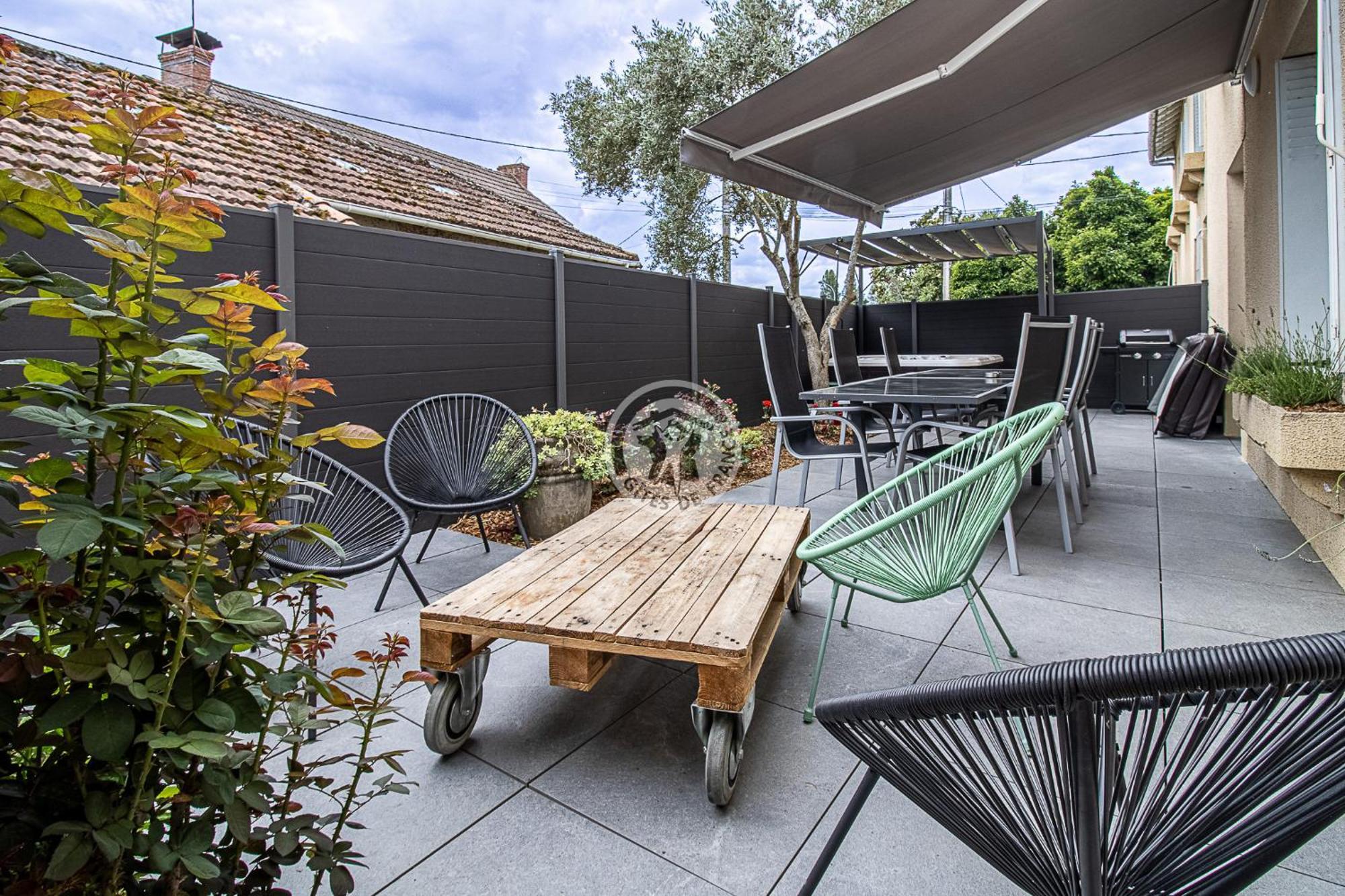 Location Appartement Des Pyrenees Borderes-sur-l'Echez Exterior foto