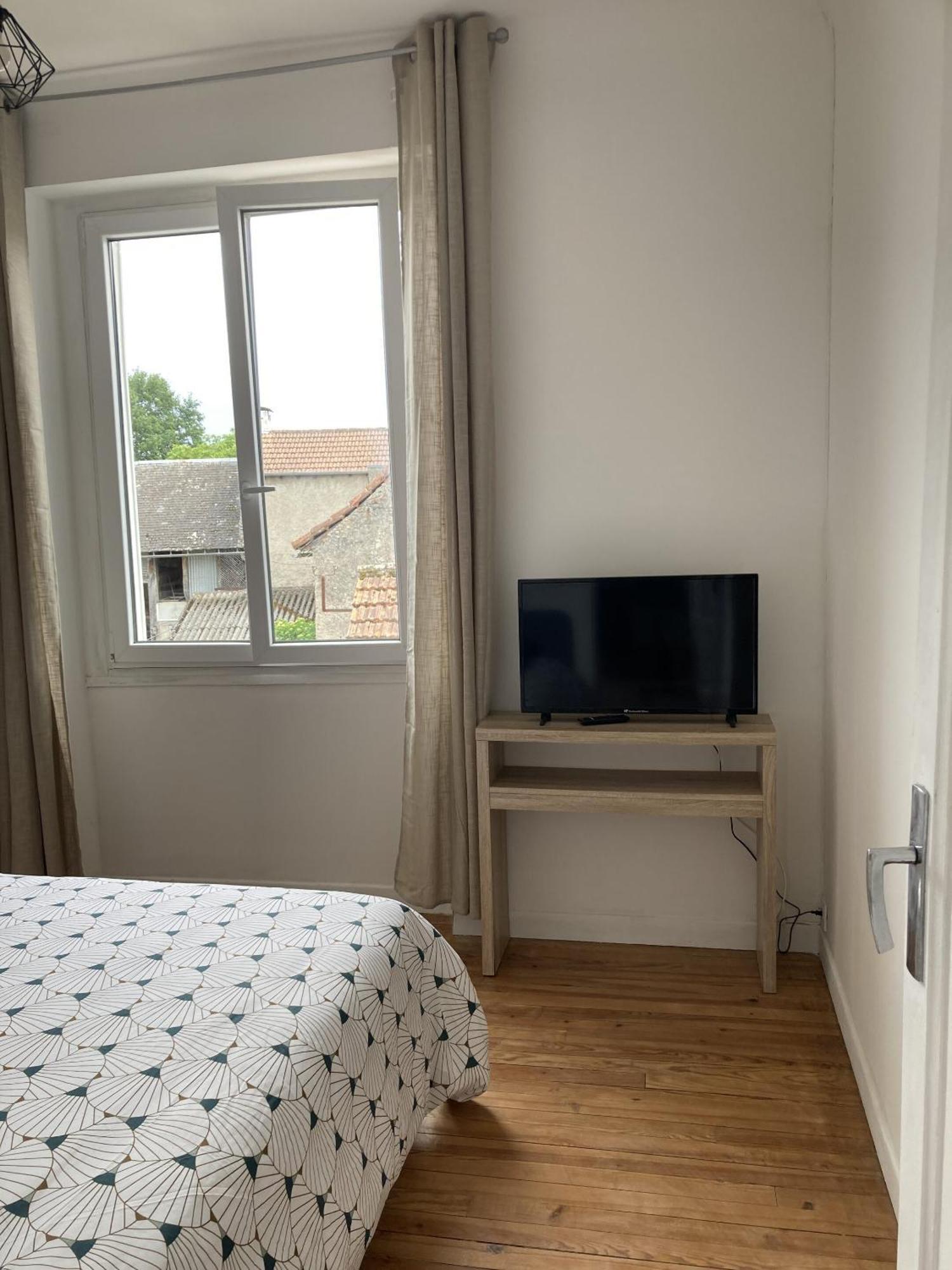 Location Appartement Des Pyrenees Borderes-sur-l'Echez Habitación foto
